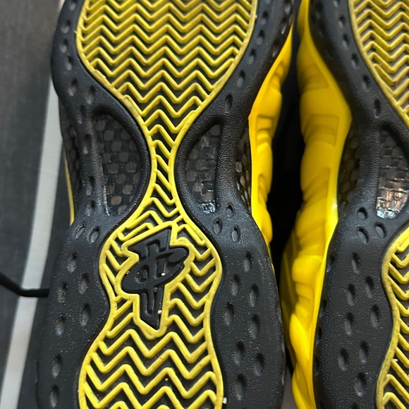 Nike Air Foamposite One Wu-Tang Optic Yellow Sneakers Size US 10 - Picture 8 of 13